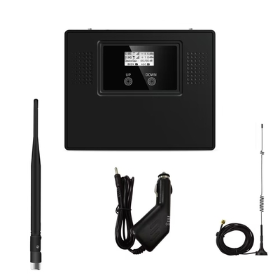 Repeater van de het Gebruiks de Triband van de voertuigauto, 4g-het Signaalspanningsverhoger/Versterker van de Celtelefoon
