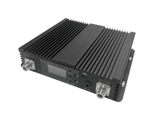 Triband 900 1800 2100MHz Digitale band Selectieve herhaler Op maat gemaakt voor signaalversterking