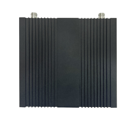 Triband 900 1800 2100MHz Digitale band Selectieve herhaler Op maat gemaakt voor signaalversterking
