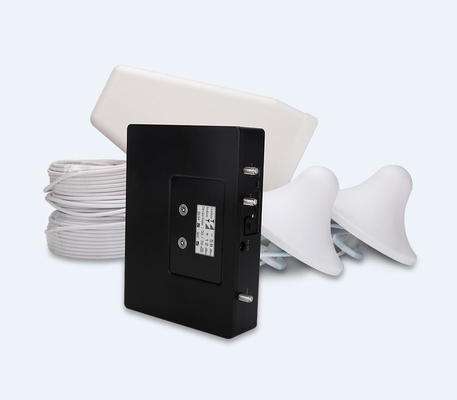 Universele cellulaire antenne 700MHz 1800MHz mobiele signaalversterker Repeater LTE NR Versterker