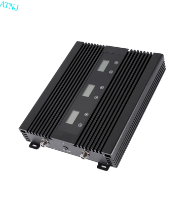 Goede prijs 80dB de Hulpversterker van de celtelefoon Triband 900MHz 1800MHz 2100MHz online